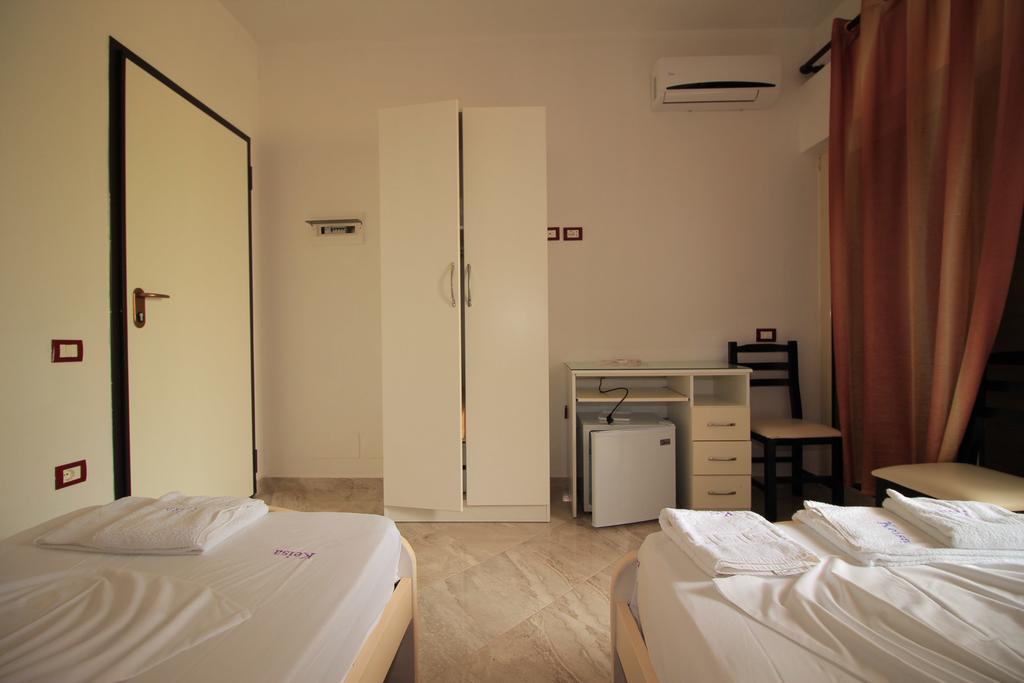 Hotel Keisa Dhërmi Екстериор снимка
