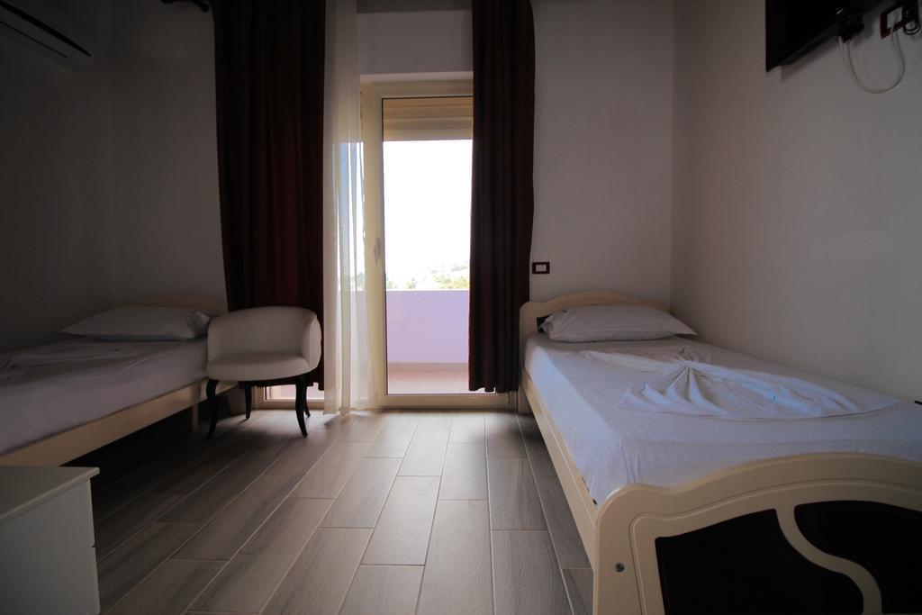 Hotel Keisa Dhërmi Стая снимка
